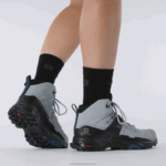 ⁦أحذية المشي لمسافات طويلة للسيدات - x ultra 4 mid wide gore-tex Salomon المحجر / الأسود / الفيلق الأزرق B8DLV1141⁩ - الصورة ⁦7⁩