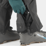⁦بنطلون رجالي - MTN Gore-Tex Salomon اسود غامق B8DLV256⁩ - الصورة ⁦6⁩