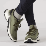 ⁦حذاء جري للرجال - alphacross 4 gore-tex Salomon حزاز أخضر عميق / جليد فانيليا / ليل زيتون B8DLV1476⁩ - الصورة ⁦4⁩